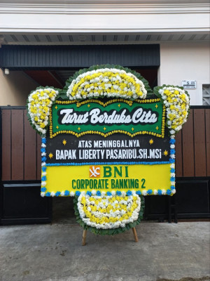 Papan Bunga Duka di Midai